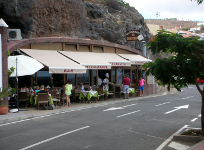 Splash Gomera - Places to Eat - La Cuevita